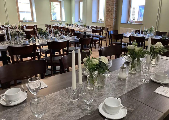 Отель Buergerhausloewen Филипсбург